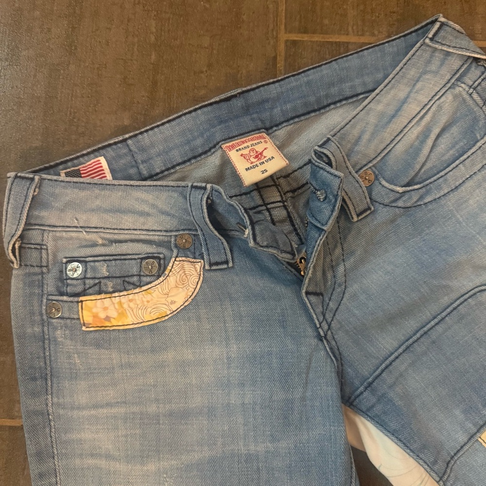 True Religion Light Blue Patchwork Flare Jeans with Cream Floral Details - Picture 9 of 13